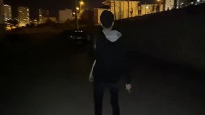 Polis, '128 milyar dolar nerede?' diye soran davulcuyu arıyor