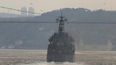 Rus savaş gemileri peş peşe İstanbul Boğazı'ndan geçti