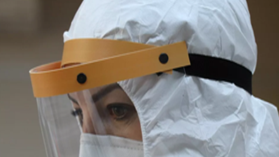 Sağlık öğrencileri isyan ediyor: Kalp masajı yapmayı, damar yolu açmayı yüz yüze görmeden mezun oluyoruz