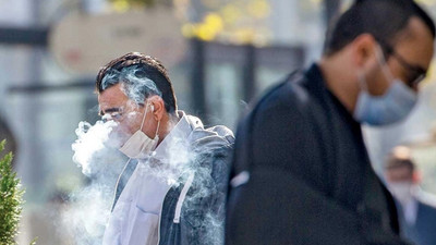 'Sigara içenlerde koronavirüs riskinin düşük olduğunu savunan bilim insanları, tütün endüstrisinden para aldı'