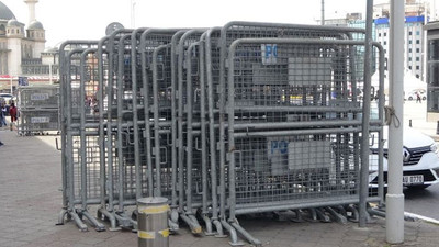 Taksim’de 1 Mayıs tedbirleri: Polis barikatları getirildi