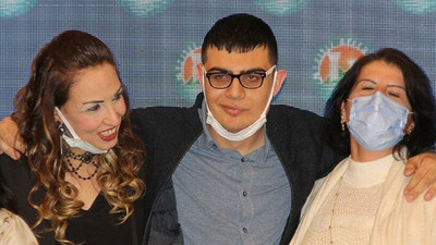 ‘Türkiye’de fen lisesinde okuyan tek otizmli’