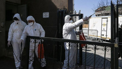 Yeni düzenleme: Koronavirüsün iki varyantında karantina süresi uzatıldı