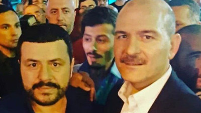 Yurttaşları 'ikna etmek için' silah çeken şahısların AKP'lilerle fotoğrafları ortaya çıktı