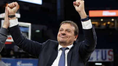 Anadolu Efes, Ergin Ataman'ın sözleşmesini uzattı