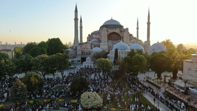 Ayasofya Cami'nde 87 yıl sonra ilk bayram namazı