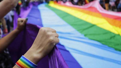 Bebeklik fotoğrafına 'LGBTİ+ çocuklar vardır' yazan kişi ifadeye çağrıldı