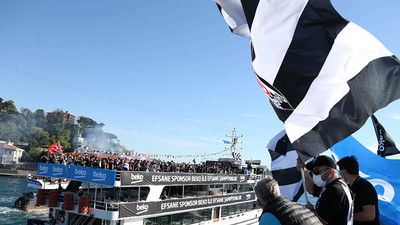 Beşiktaş'ın şampiyonluk kutlamaları Boğaz'da başladı