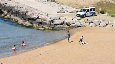 Denize giren gurbetçi aileye polis engeli