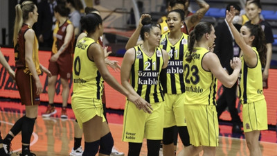 Fenerbahçe, Galatasaray'ı devirdi