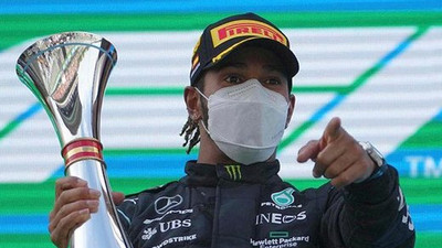 İspanya’da taktik savaşından Lewis Hamilton galip çıktı