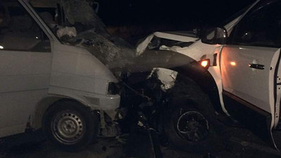 İzmir'de feci kaza: 2 ölü 3 yaralı