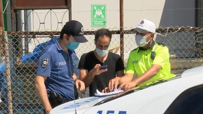 Kısıtlama ihlalinden işlem yapan ekibi görüntüleyince gözaltına alındı