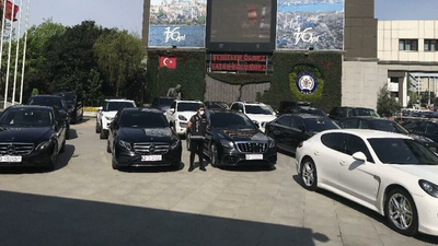 Lüks otomobil kaçakçılığı operasyonu: 24 araç ele geçirildi