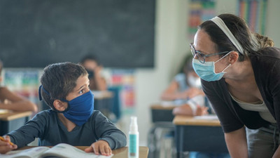 Prof. Küçükosmanoğlu: Okullar ve aşılama unutuldu