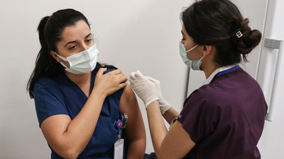 Sağlık Bakanlığı uygulanan toplam aşı miktarını açıkladı