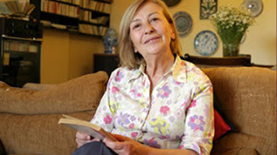 Yazar Emine Işınsu yaşamını yitirdi