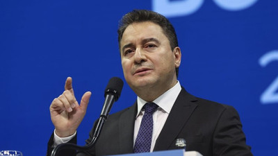 Ali Babacan: Erdoğan, çevresindekiler zenginleşince ekonominin iyi gittiğini zannediyor