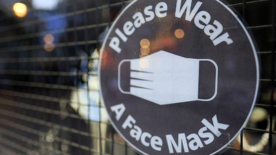 Bir ülkede daha kapalı alanlarda maske zorunluluğu kalktı