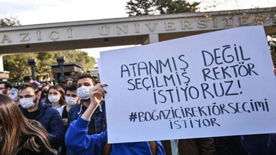 Boğaziçi Üniversitesi'nde üç öğretim görevlisine daha engel
