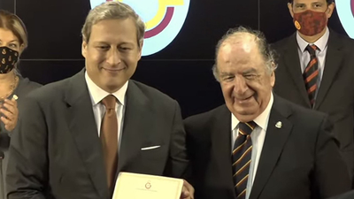 Burak Elmas mazbatasını aldı