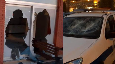 Çeşme'de zabıta binası ve araçlarına taşlı saldırı