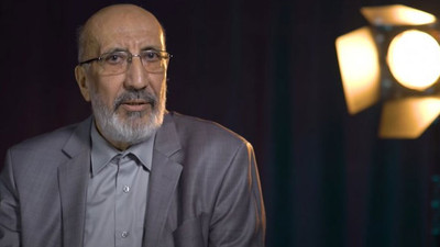 Dilipak hem Nihat Hatipoğlu'nu hem de iktidarı fena bombaladı