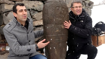 Erzurum'da 3 bin 500 yıllık taşbaba heykeli bulundu