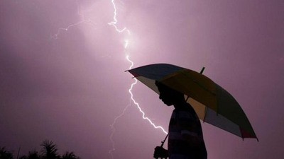 Kahramanmaraş'ta üzerine yıldırım düşen kadın yaşamını yitirdi