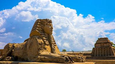 'Kayıp Şehir Atlantis', kum üzerinde canlandı