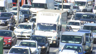 Kısıtlamasız cumartesi gününde trafik yoğunluğu
