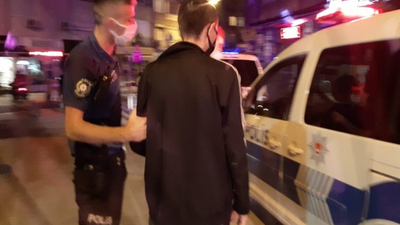 Müzik yasağını protesto eden rapçi gözaltına alındı