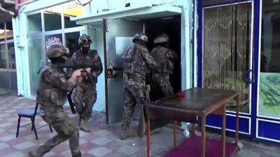 Özel Harekat destekli uyuşturucu operasyonuna 13 tutuklama