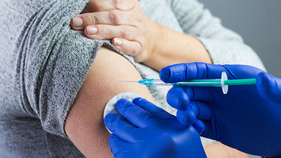 Sağlık Bakanı Koca'dan aşı açıklaması