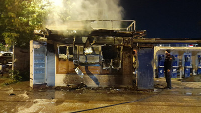 Bakırköy'de halk ekmek büfesini yaktığı iddia edilen sanık hâkim karşısına çıktı