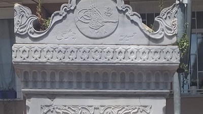 İBB’den ‘kayıp tuğra’ açıklaması: Tuğra yerinde duruyor, yalan ise dört nala gidiyor