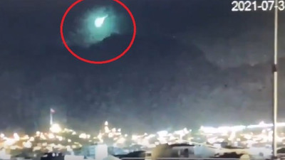 İzmir'e meteor mu düştü?