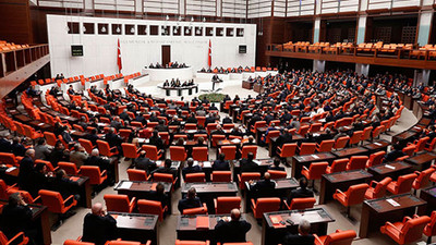 OHAL düzenlemesinde değişiklik: Gözaltı ve ihraç süresi indirildi