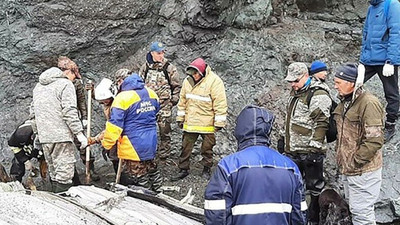 Rusya’da düşen uçaktaki yolcuların cansız bedenine ulaşıldı