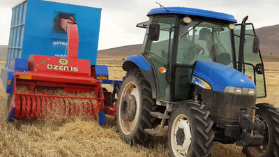 Saman makinasına kolunu kaptıran çiftçi yaşamını yitirdi 