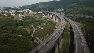 TEM otoyolunda 10 kilometrelik araç kuyruğu oluştu