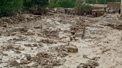 Van'ın Başkale ilçesinde sel felaketi: Onlarca yapı yıkıldı