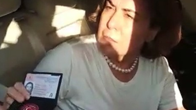 Aracını durduran polise "Şerefsiz" diyen AKP'li Zeynep Gül Yılmaz'dan açıklama