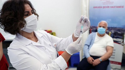 Aşı karşıtı açıklamalar yapan doktorlar için disiplin süreci başlatıldı