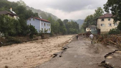 Ayancık'ta afetzedeler yetkililere ulaşamıyor: Telefonlarına çıkmıyorlar