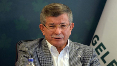 Davutoğlu'ndan dikkat çeken çıkış: Erdoğan'a böyle yüklendi!