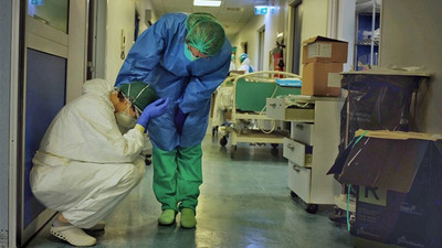 Koronavirüsten ölen sağlık çalışanı sayısı 445’e yükseldi