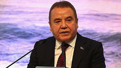 Muhittin Böcek'in acı günü: Koronavirüsten vefat etti!