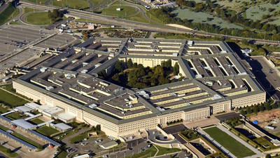 Pentagon, tüm ordu için koronavirüs aşısını zorunlu hale getirdi