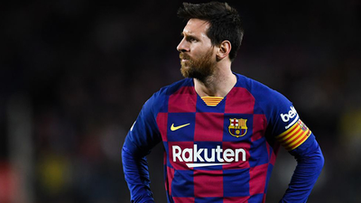 PSG, Messi için 10 futbolcu satacak